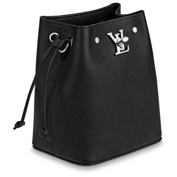 100% authentic Louis Vuitton bag bought from LV directly. - Picture 4 of 16